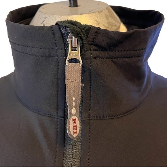 REI Soft Shell Jacket with Fleece Interior (Wardrobe Essential) - Picture 6 of 14